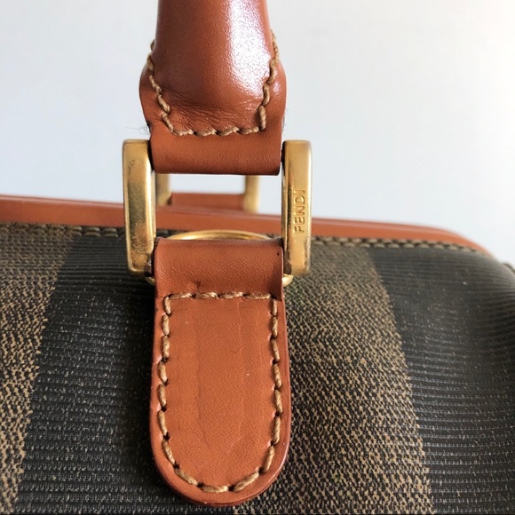 ❌❌SOLD❌❌Authentic Vintage FENDI Penguin 2 Way Bag - Picture 9 of 15